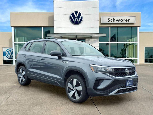 Certified 2024 Volkswagen Taos S AWD/4WD image 2