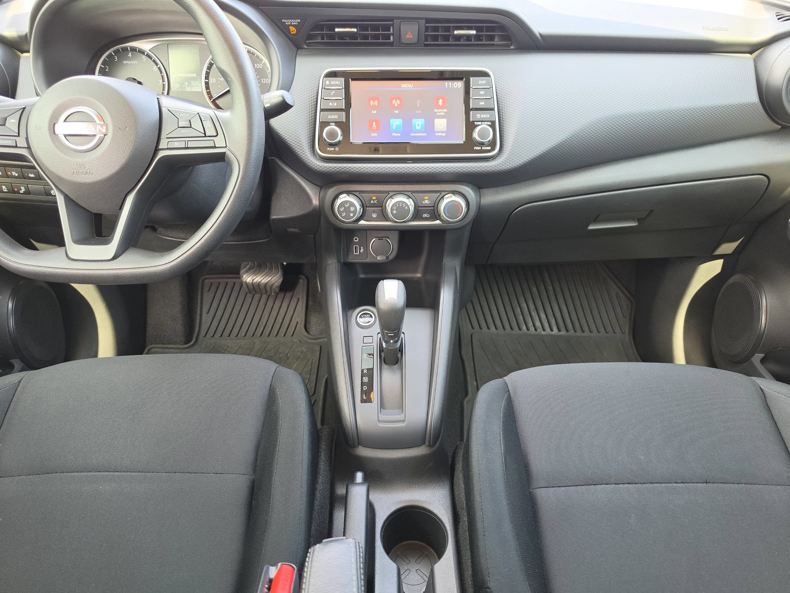 Used 2023 Nissan Kicks S FWD image 19
