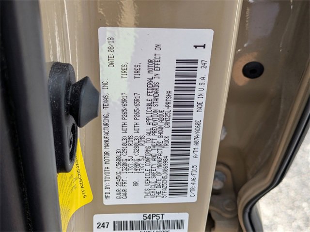 Used 2018 Toyota Tacoma TRD Sport image 29