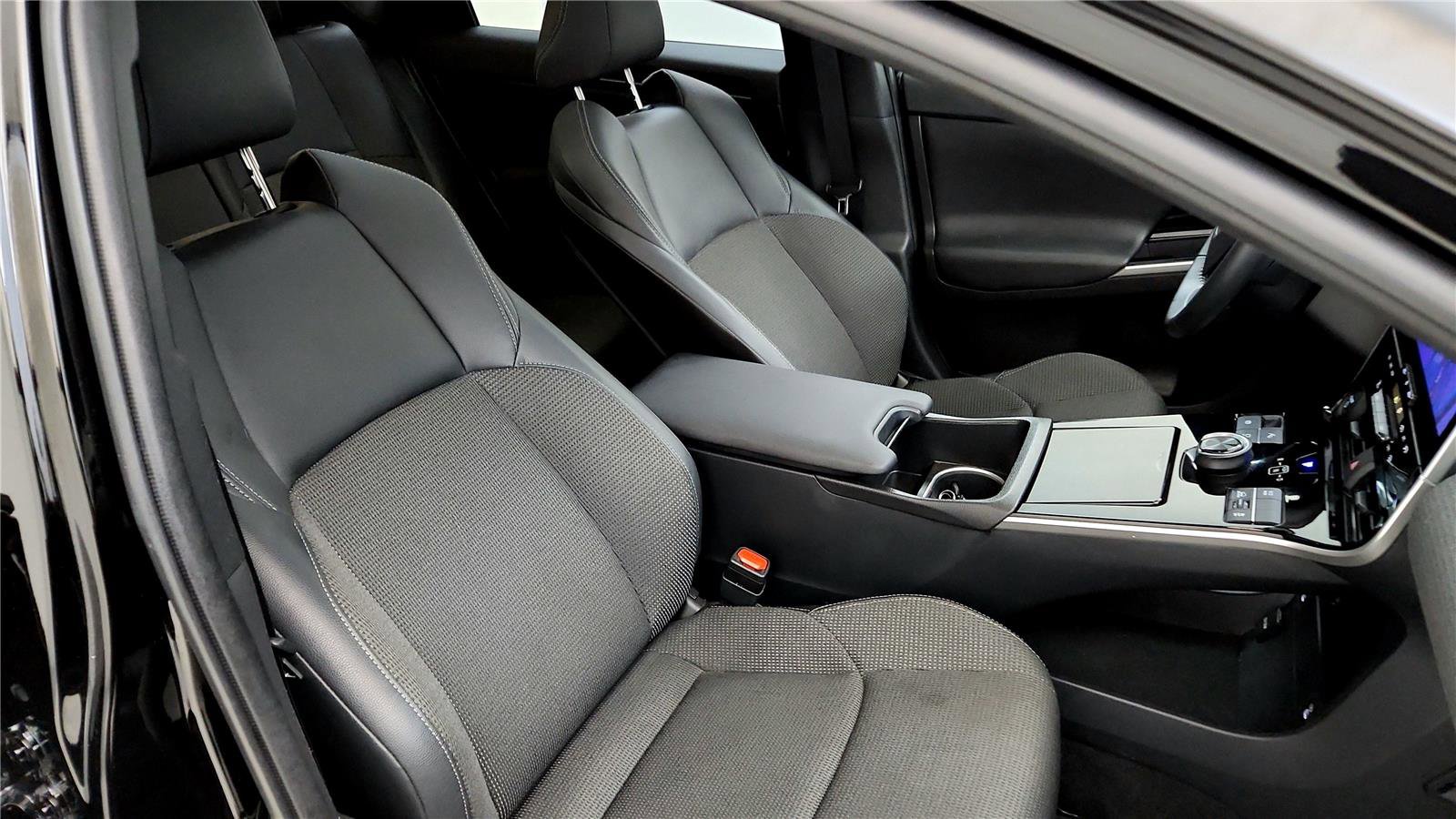 Certified 2023 Toyota bZ4X XLE image 27