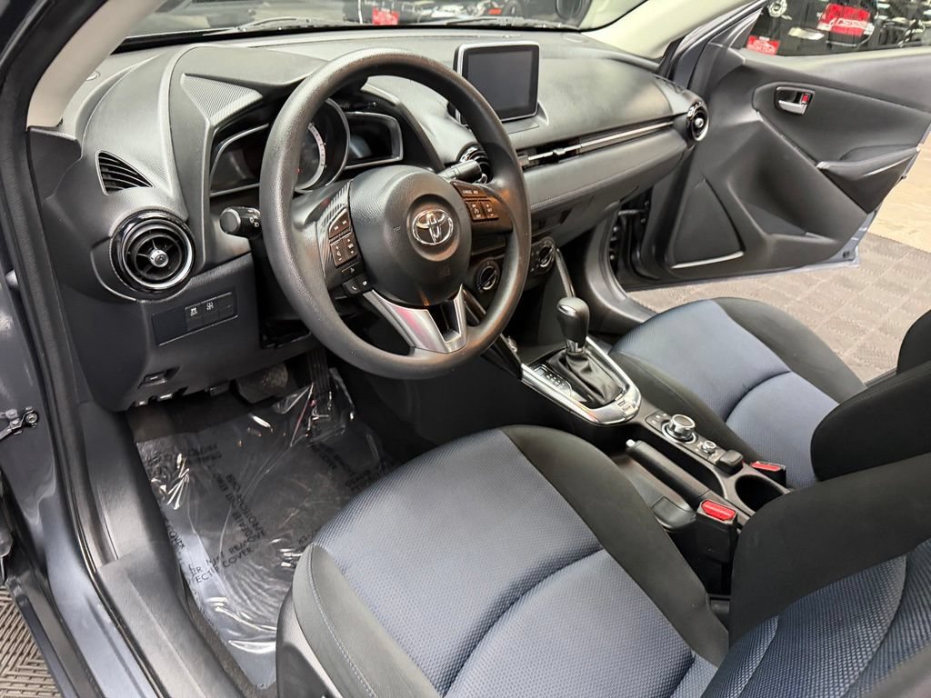 Used 2017 Toyota Yaris iA FWD image 35