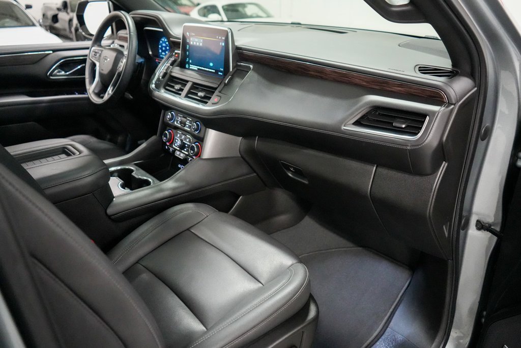 Used 2023 Chevrolet Suburban Z71 image 14