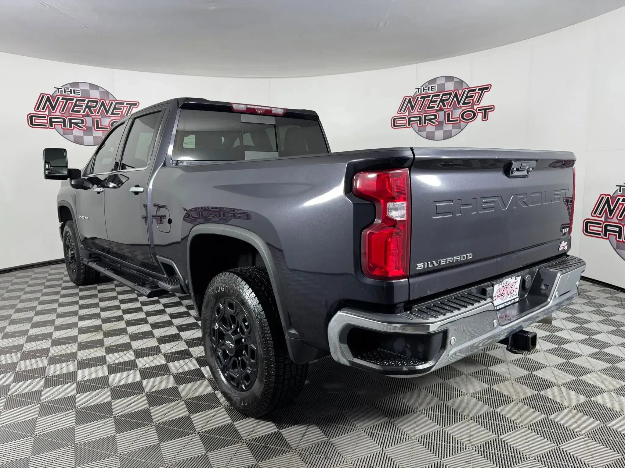 Used 2024 Chevrolet Silverado 2500 LTZ w/ LTZ Premium Package image 5