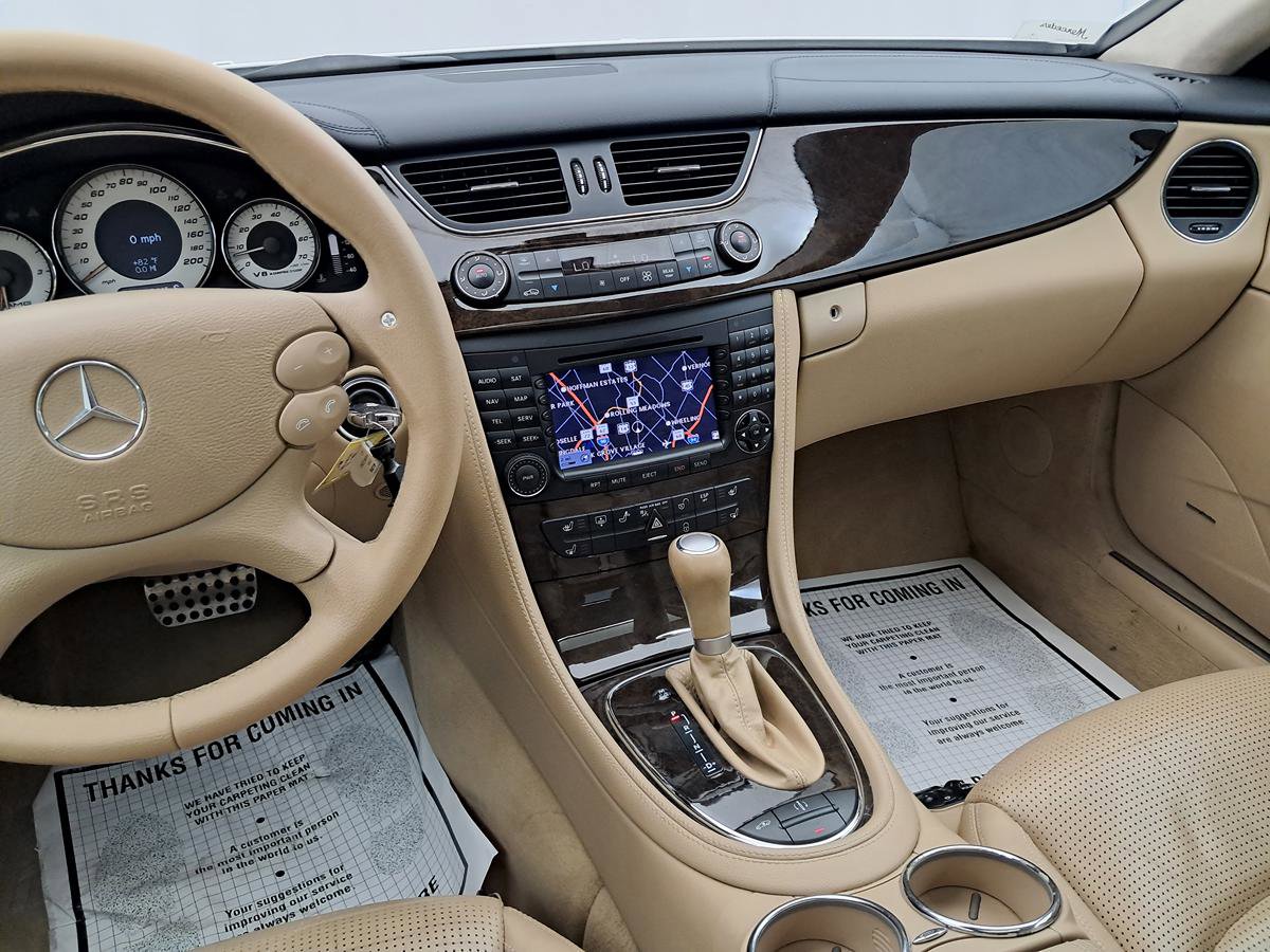 Used 2006 Mercedes-Benz CLS 55 AMG image 20