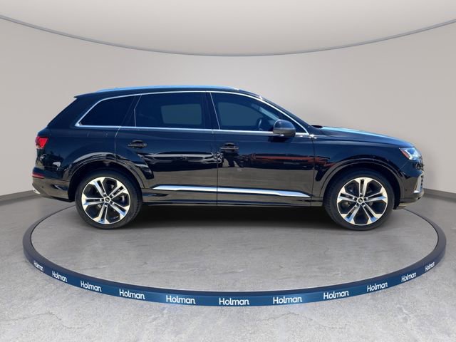 Used 2023 Audi Q7 3.0T Premium Plus w/ Premium Plus Package AWD/4WD image 5