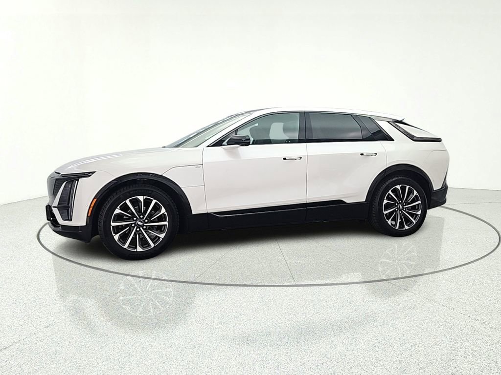 Used 2024 Cadillac Lyriq Sport AWD/4WD image 4
