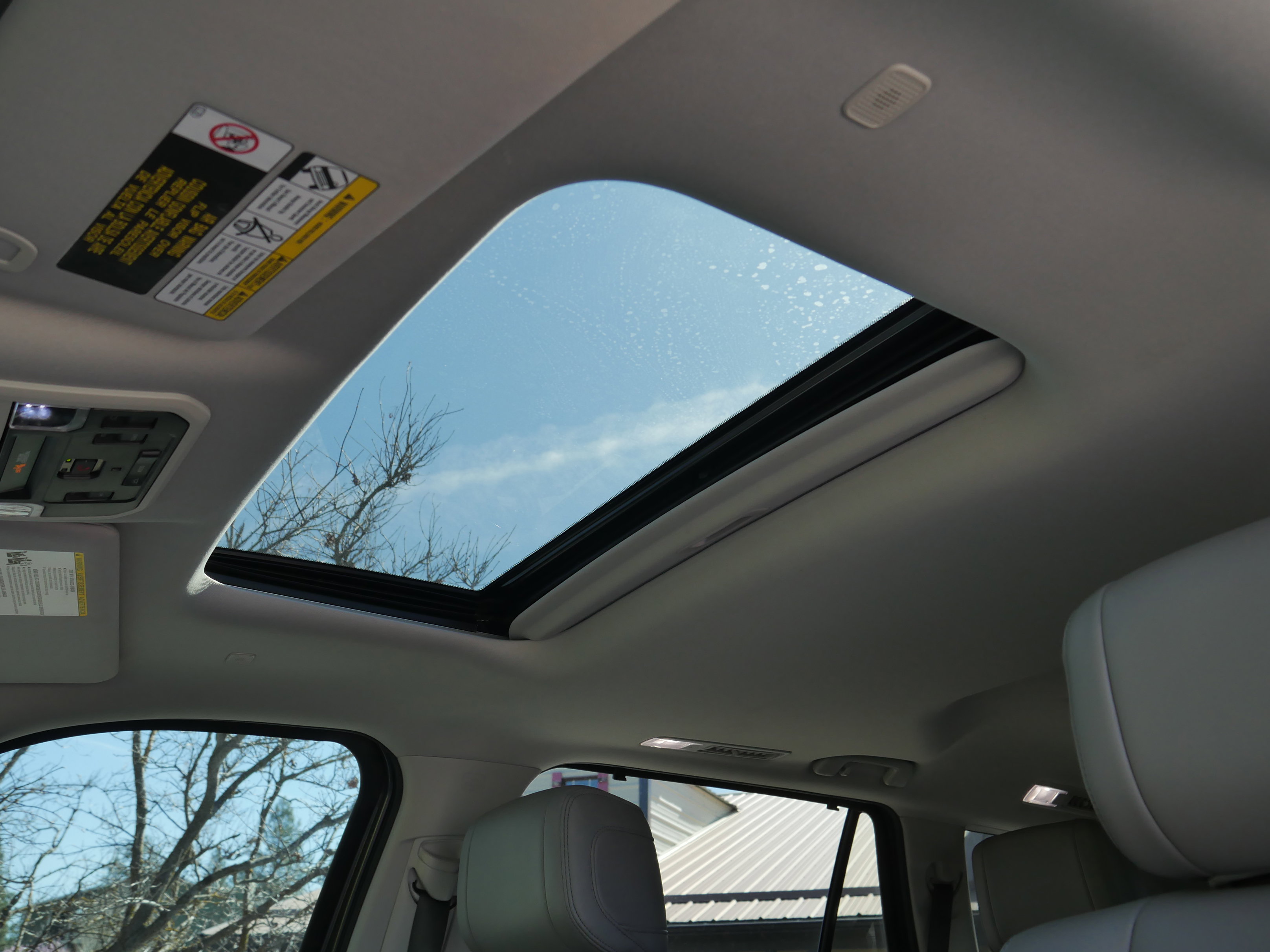 Used 2023 Toyota Sequoia Limited AWD/4WD image 5