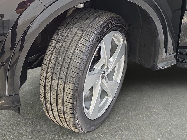 Used 2025 Audi Q5 Premium Plus image 31