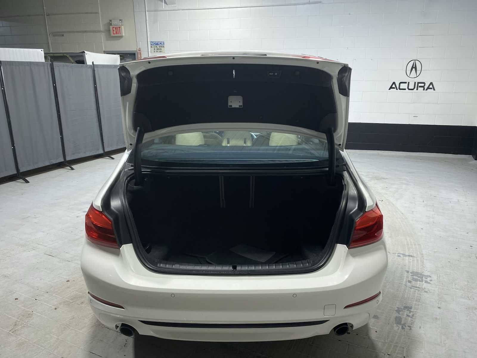 Used 2020 BMW 530i xDrive w/ Convenience Package image 19