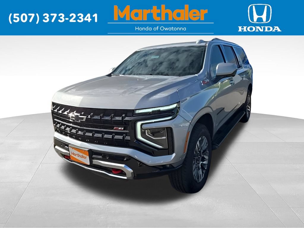 Used 2025 Chevrolet Suburban Z71 AWD/4WD image 1