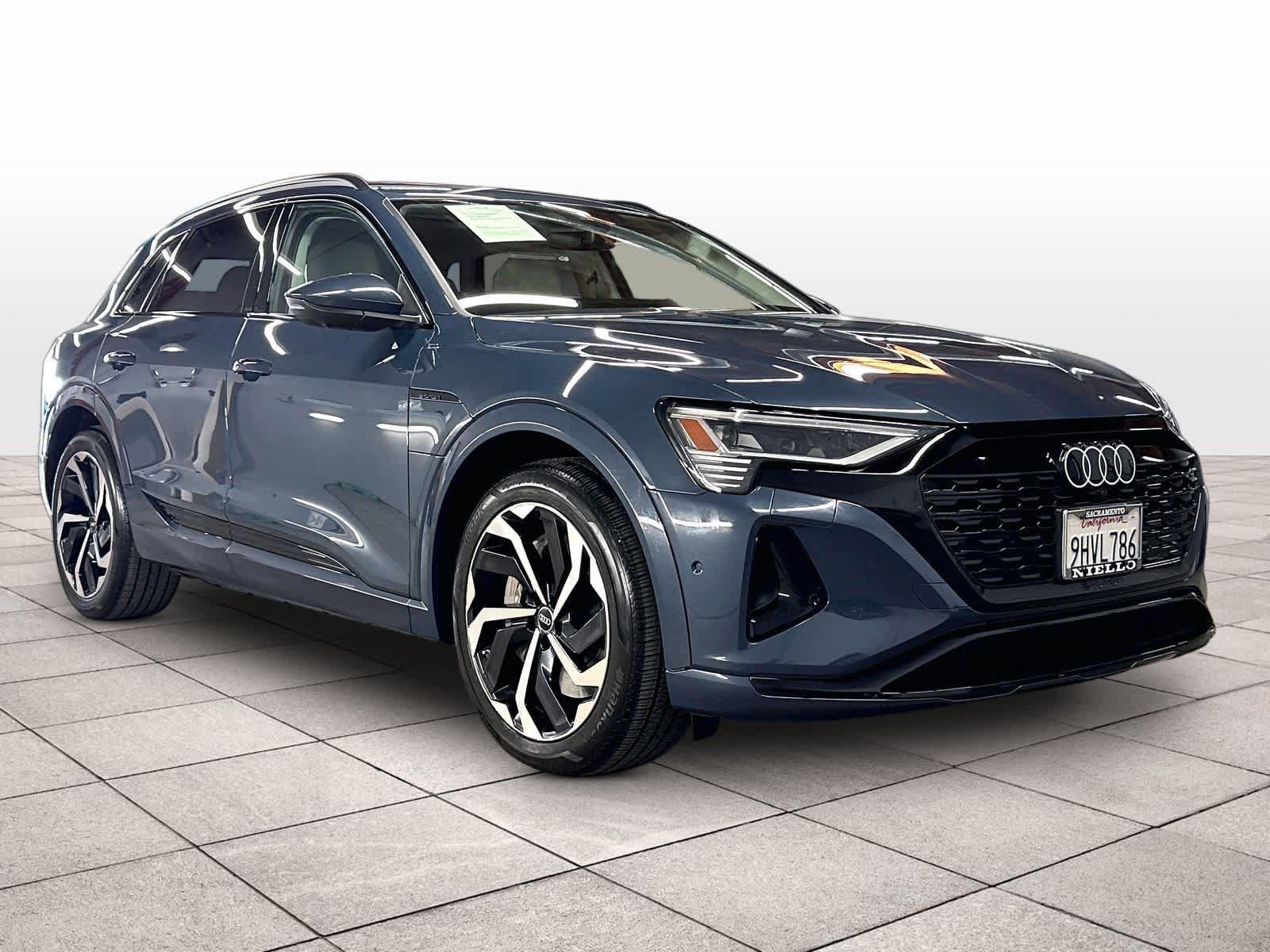 Used 2024 Audi Q8 e-tron Premium Plus w/ Prestige Package AWD/4WD image 2