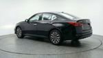 Used 2025 Nissan Altima 2.5 SV FWD image 3