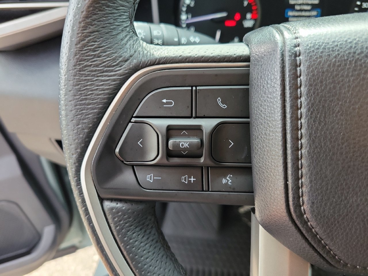 Used 2026 Toyota Tundra SR5 w/ SR5 Premium Package RWD image 18