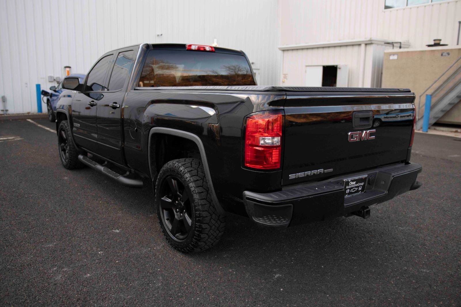 Used 2019 GMC Sierra 1500 Limited w/ Elevation Edition image 17