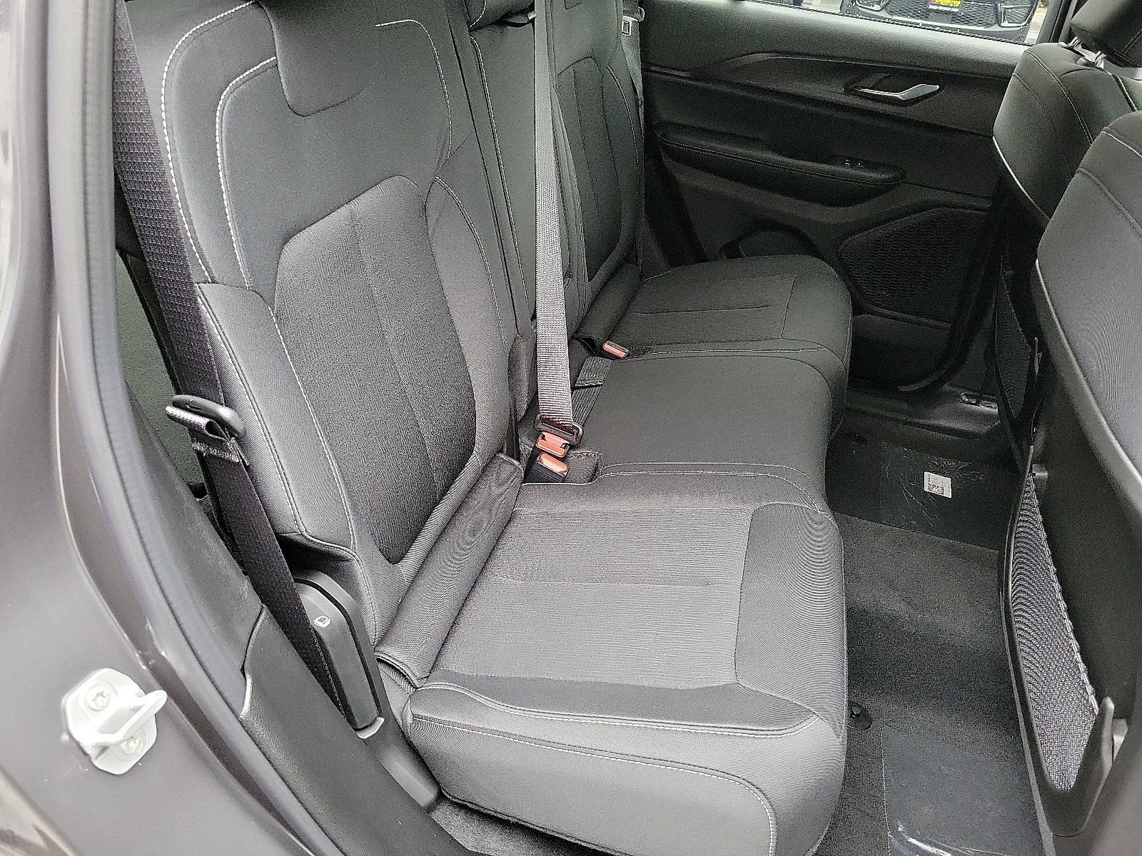New 2025 Jeep Grand Cherokee Laredo X AWD/4WD image 17