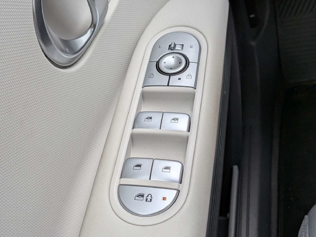 Certified 2024 Hyundai Ioniq 5 SEL RWD image 27