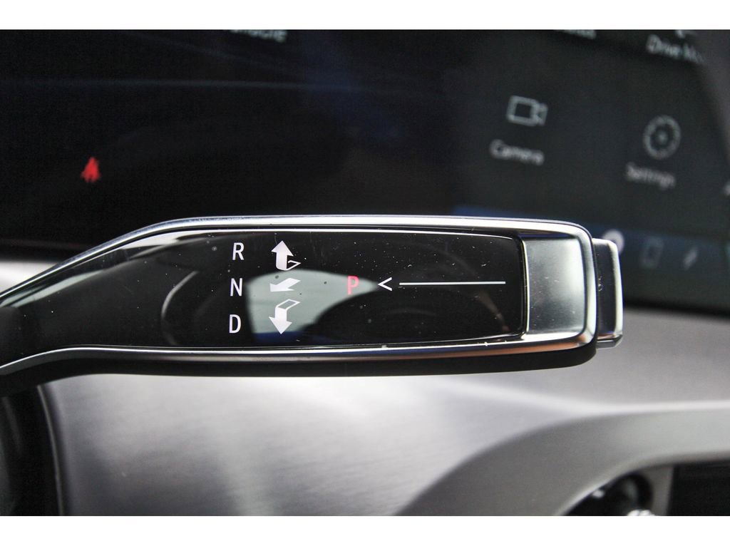 Certified 2026 Cadillac Vistiq Luxury image 19