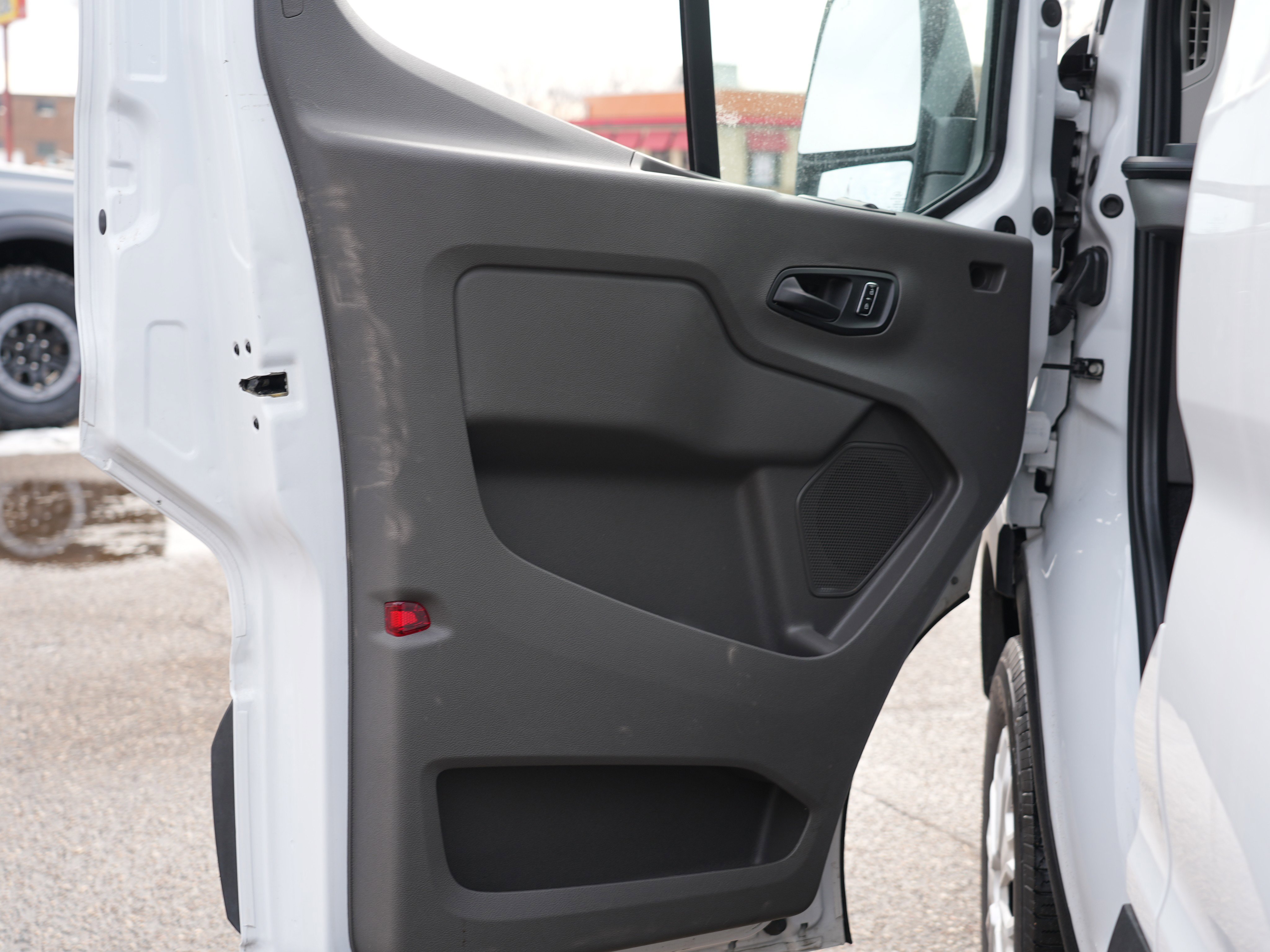 Used 2023 Ford Transit 350 XLT image 16