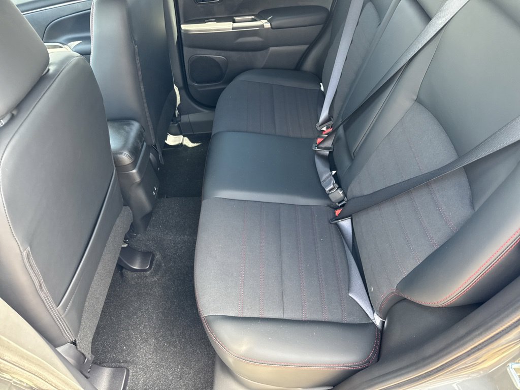 New 2027 Mitsubishi Outlander Sport SE FWD image 24