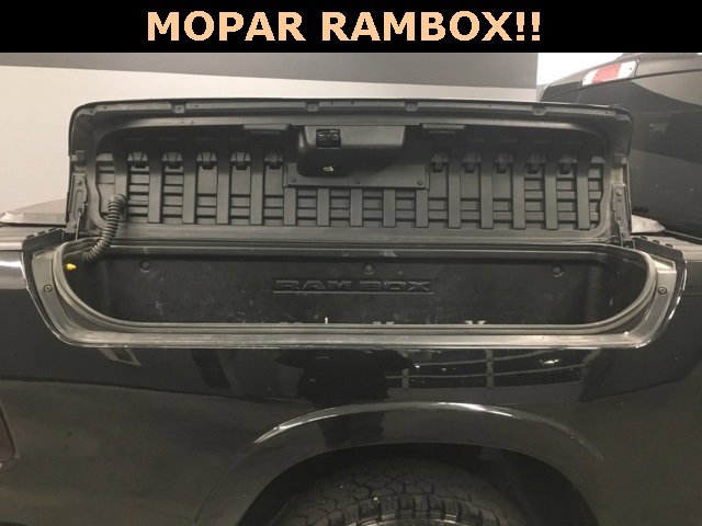 Used 2019 RAM 1500 Laramie Longhorn w/ Body-Colour Bumper Group image 12