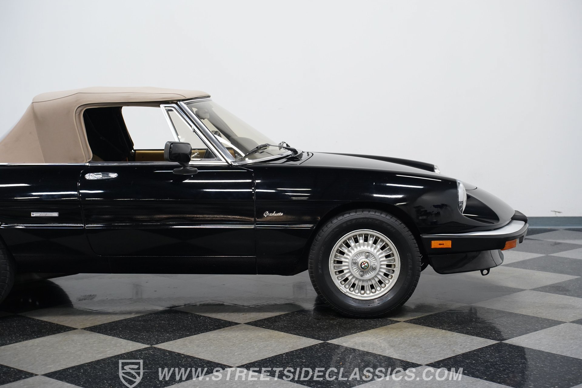 Used 1990 Alfa Romeo Spider Graduate RWD image 30