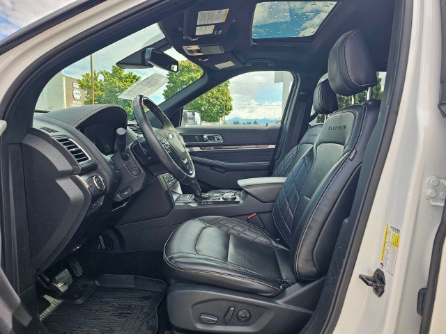 Used 2019 Ford Explorer Platinum AWD/4WD image 28