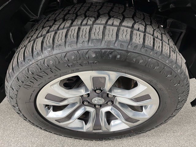 Used 2022 RAM 1500 Limited w/ Body Color Bumper Group AWD/4WD image 18