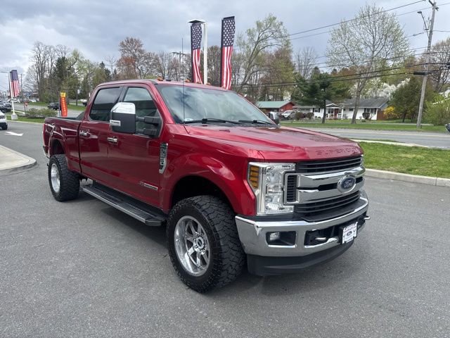Used 2018 Ford F250 XLT w/ XLT Premium Package image 4
