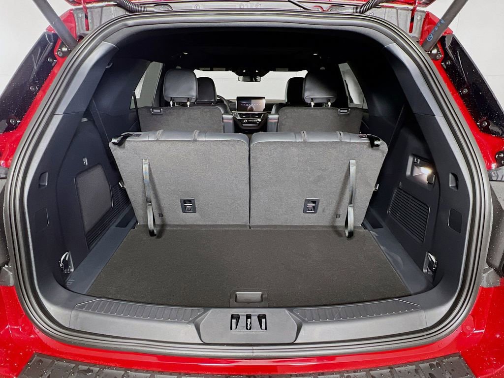 New 2026 Ford Explorer ST-Line w/ ST-Line Street Pack image 14