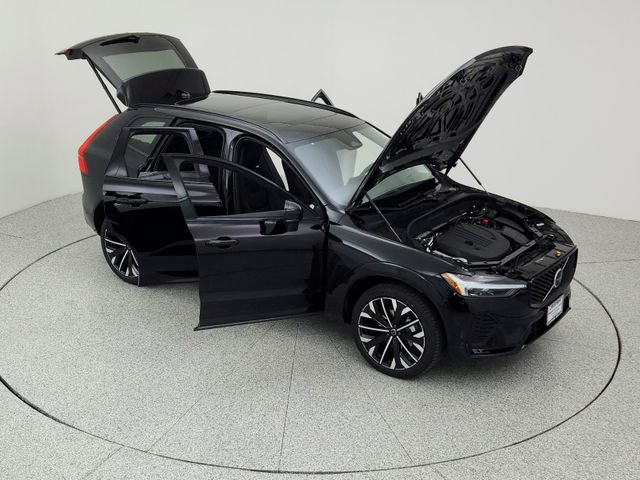 New 2026 Volvo XC60 B5 Ultra w/ Protection Package Premier image 34