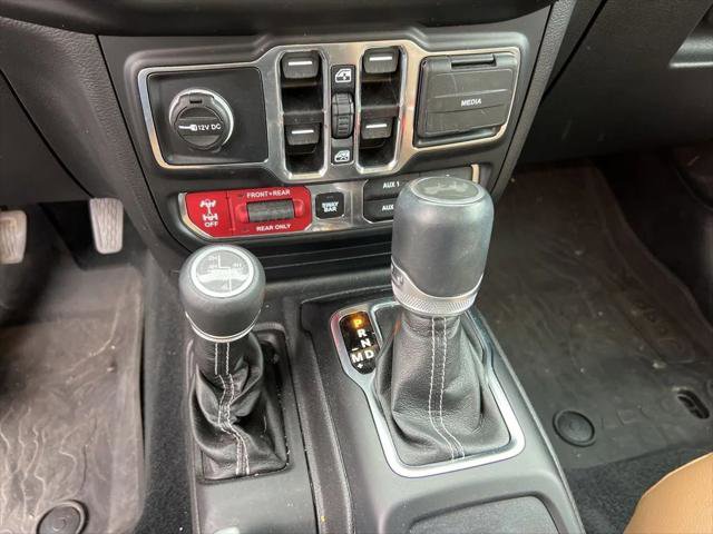 Certified 2022 Jeep Wrangler Unlimited Rubicon 4xe w/ Dual Top Group image 11