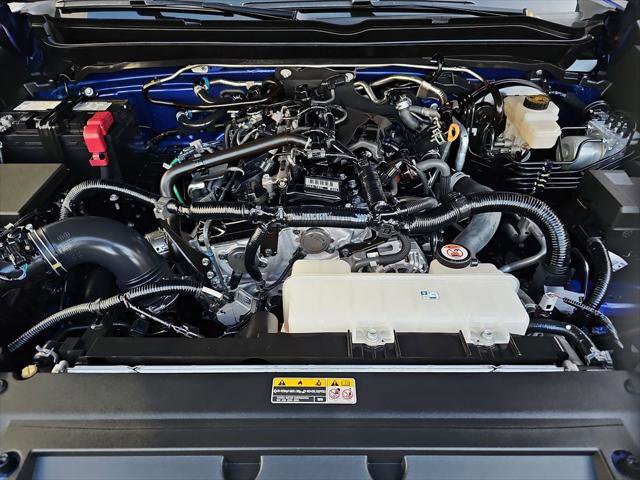 Certified 2025 Toyota Tacoma SR5 image 21