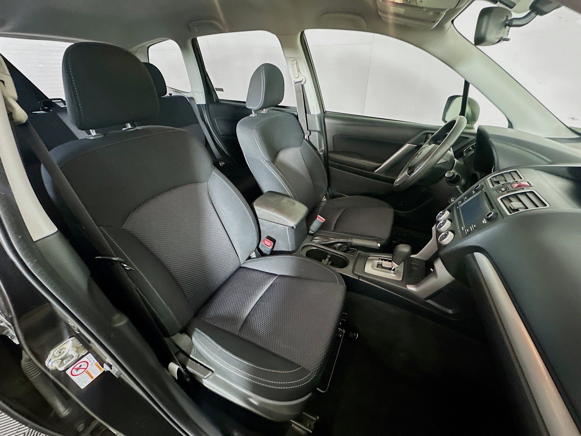 Used 2018 Subaru Forester 2.5i w/ Alloy Wheel Package image 28