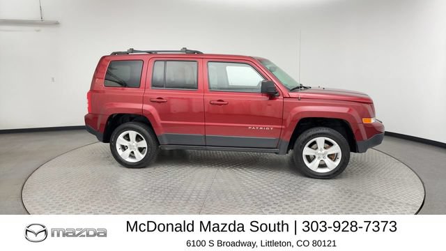 Used 2015 Jeep Patriot Latitude AWD/4WD image 9