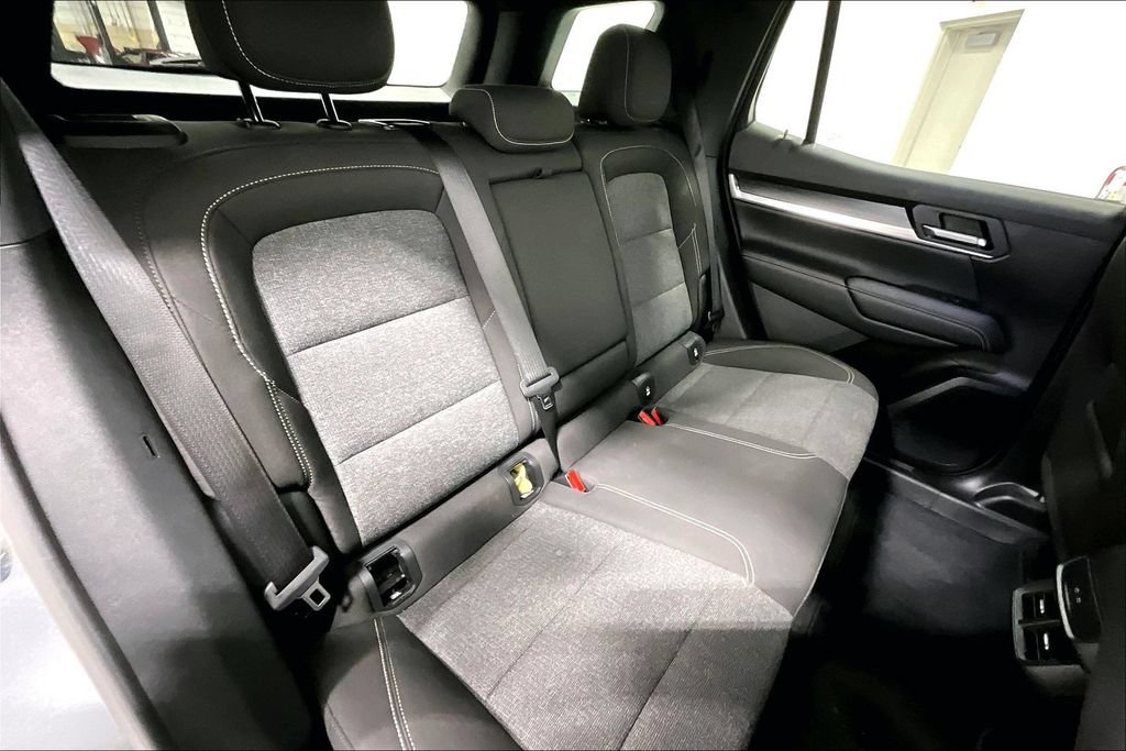 Used 2025 GMC Terrain Elevation FWD image 32