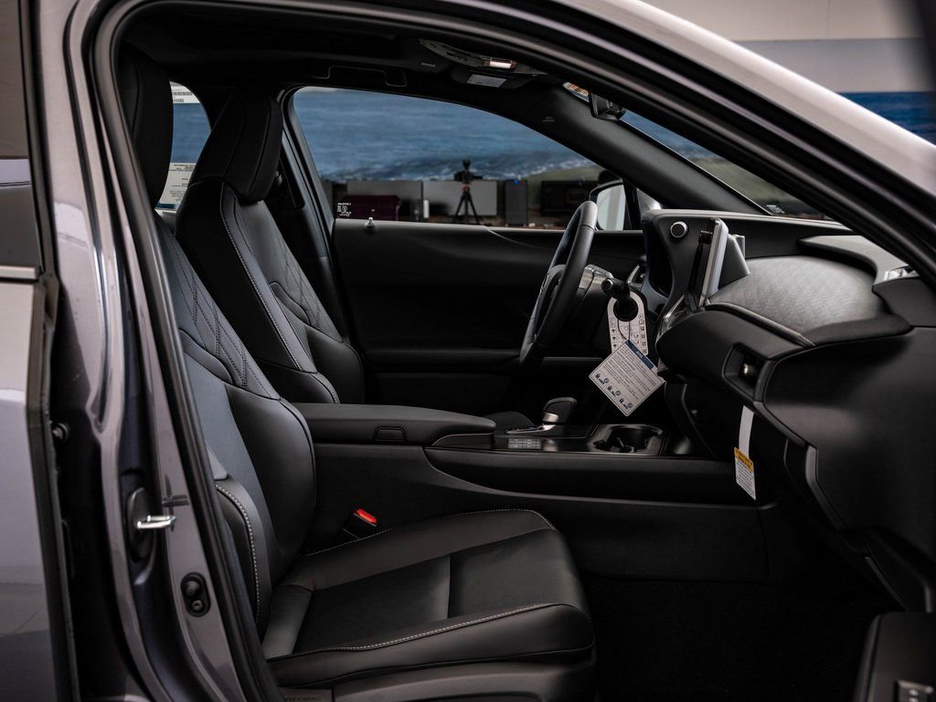 New 2026 Lexus UX 300h AWD image 44