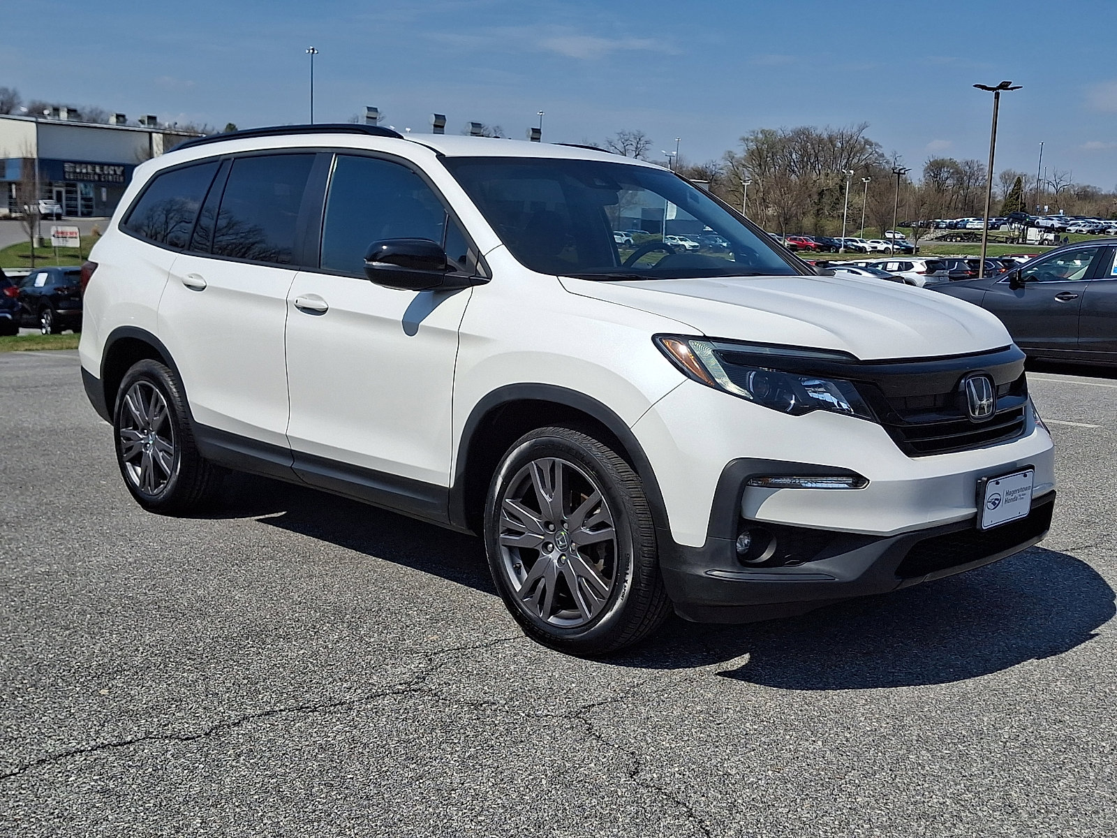 Used 2022 Honda Pilot Sport image 1
