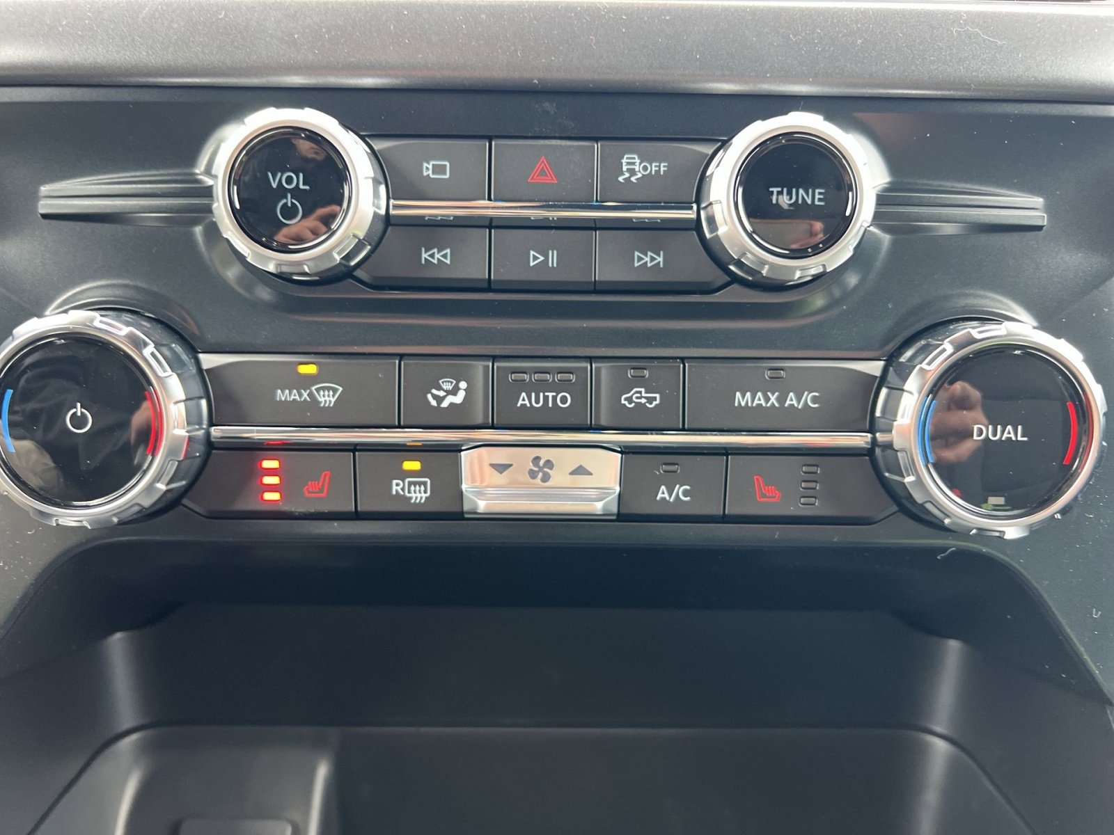 New 2026 Ford F150 XLT w/ Equipment Group 302A MID image 21