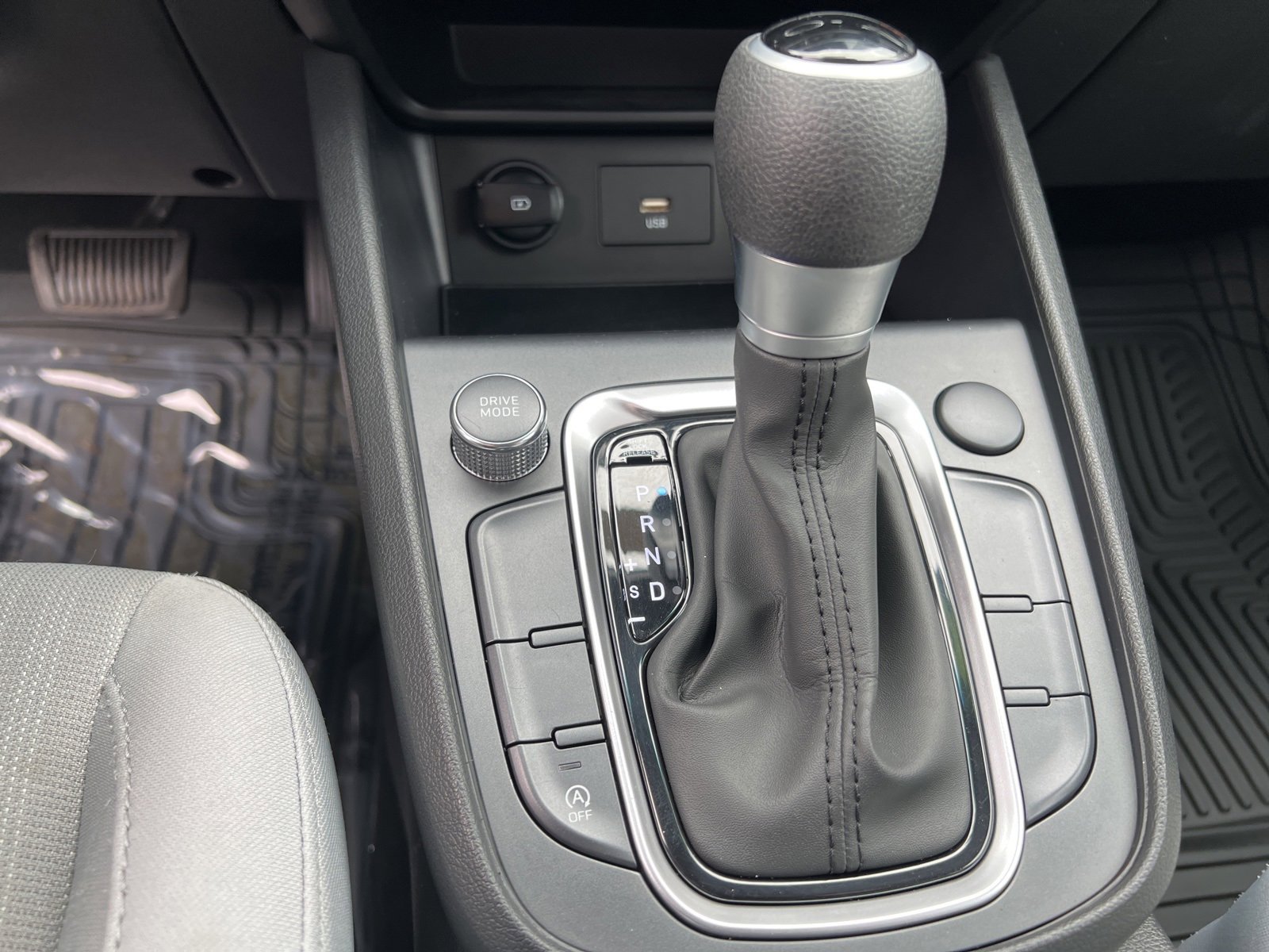 Used 2023 Hyundai Kona SEL image 22