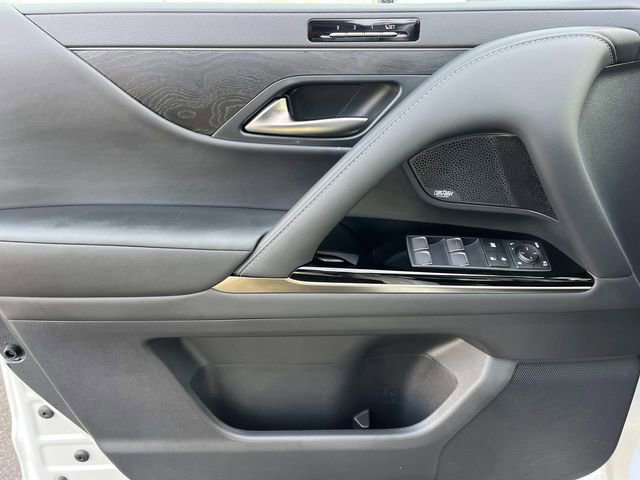 Certified 2024 Lexus LX 600 4WD w/ Appearance Package image 32