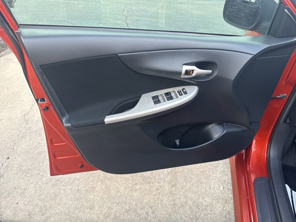 Used 2013 Toyota Corolla S Special Edition image 20