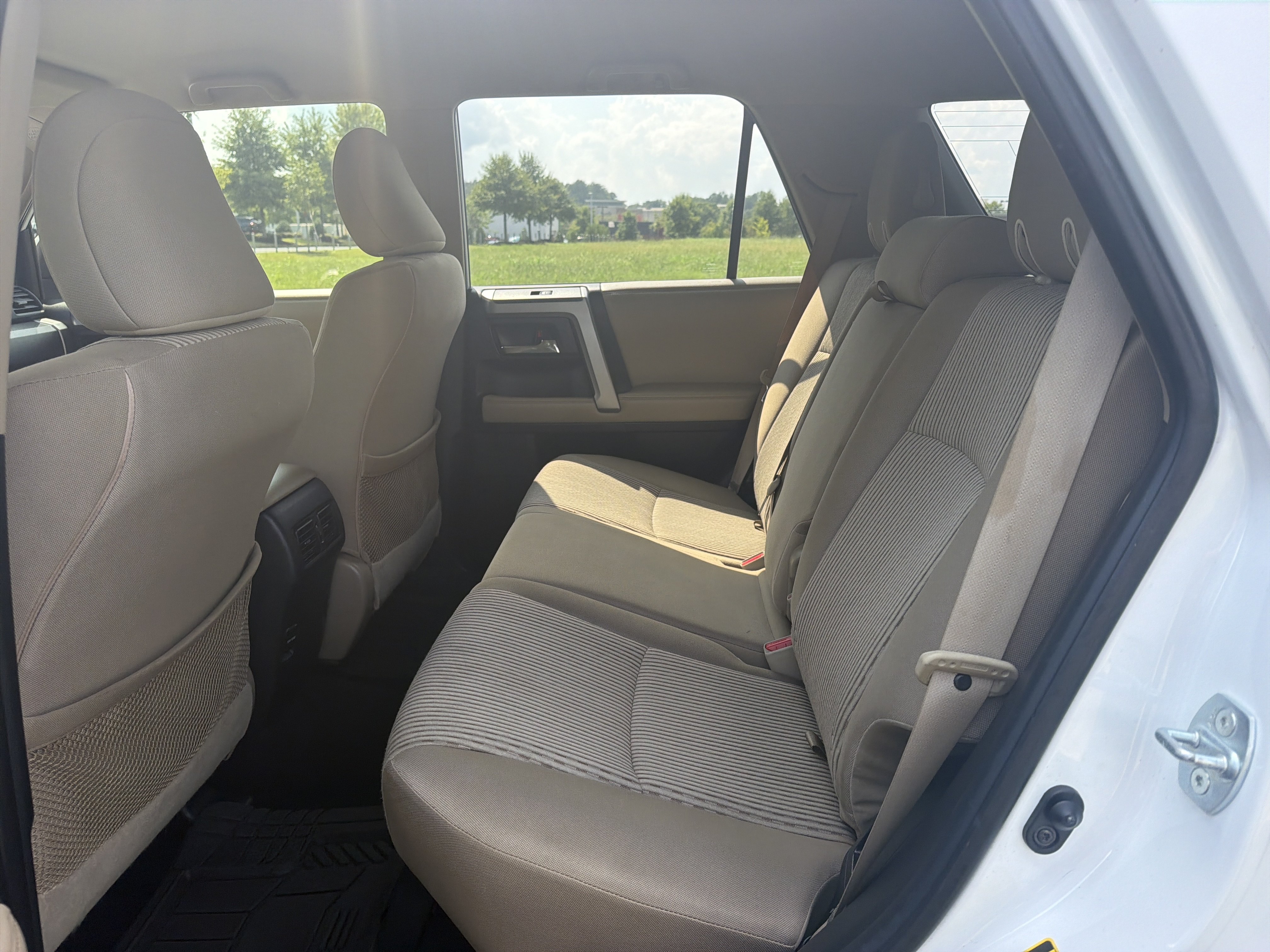 Used 2015 Toyota 4Runner SR5 RWD image 26