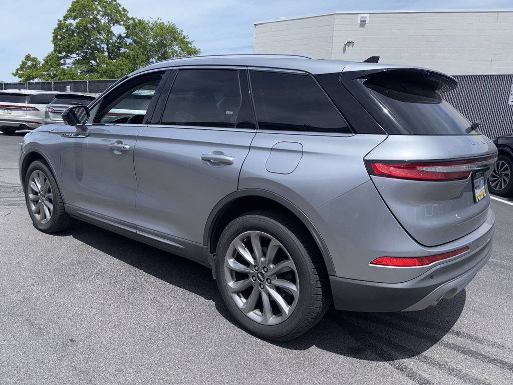 Used 2021 Lincoln Corsair AWD w/ Premium Package image 7