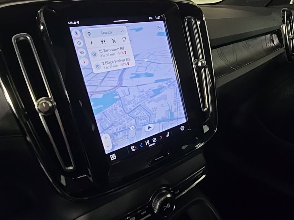 Certified 2023 Volvo C40 P8 Recharge Ultimate image 31