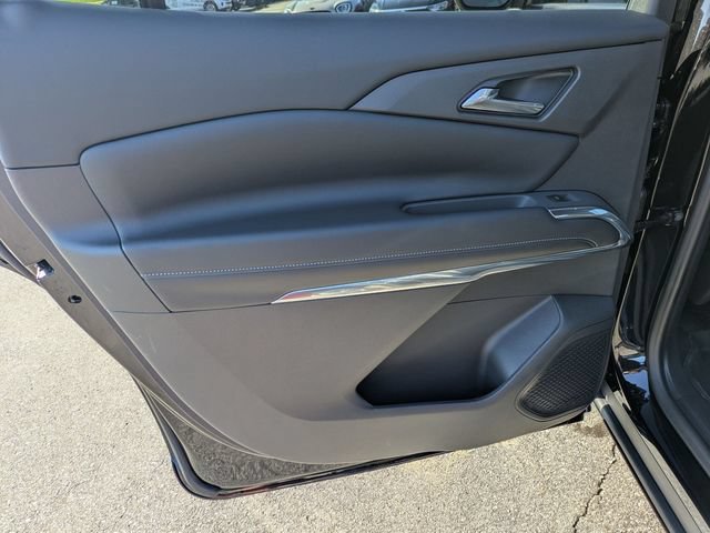 New 2026 Chevrolet Traverse LT w/ Driver Confidence Package FWD image 26
