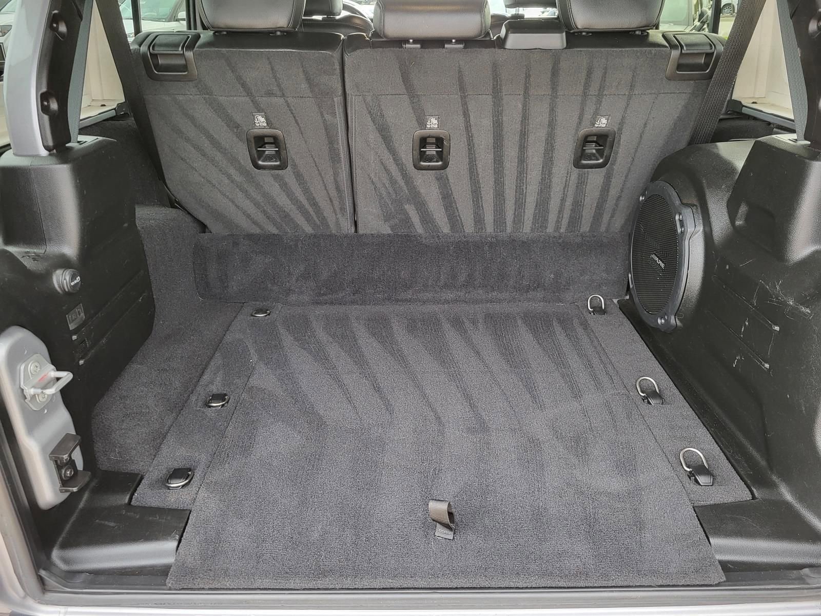 Used 2021 Jeep Wrangler Unlimited Sahara image 11