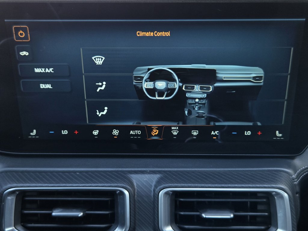 Used 2025 Ford Mustang GT Premium RWD image 17