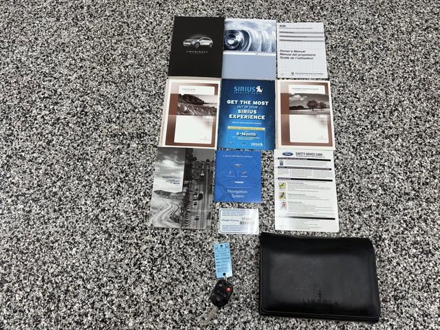 Used 2010 Lincoln MKX AWD image 22