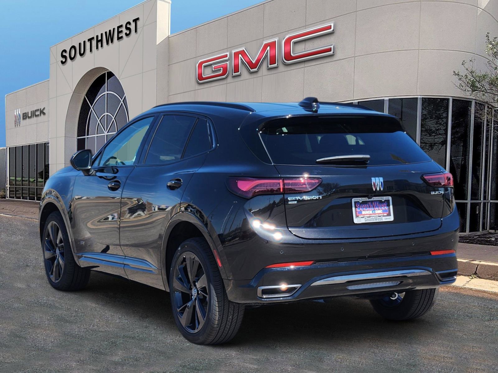 New 2026 Buick Envision Sport Touring image 4