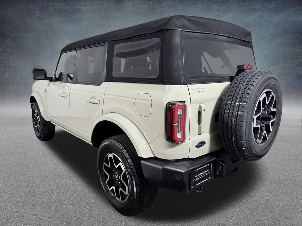 Used 2025 Ford Bronco Outer Banks AWD/4WD image 4